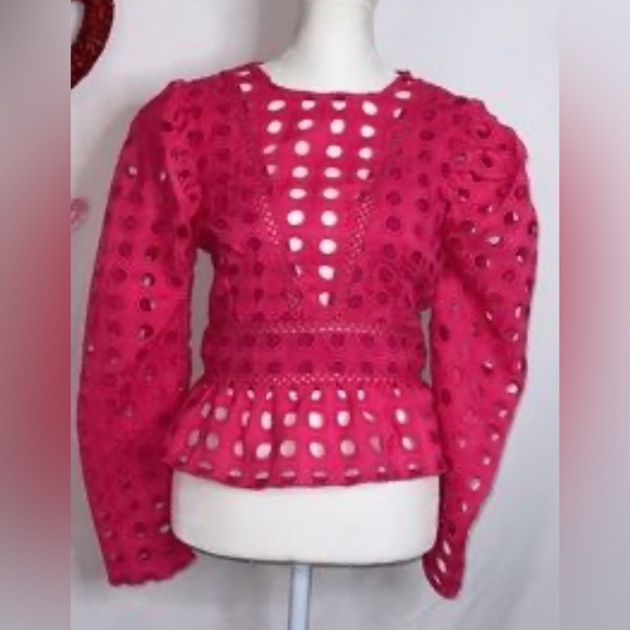 Lovers and Friends hot pink puff sleeve top - Picture 3 of 3